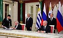 Signing of Russian-Uruguayan documents.