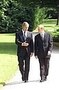 С Президентом США Джорджем Бушем в парке замка «Брдо».