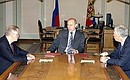 Встреча с Председателем Совета Федерации Сергеем Мироновым (слева) и Председателем Государственной Думы Борисом Грызловым.
