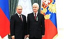 Орденом Дружбы награждён директор Института астрономии Российской академии наук Борис Шустов.