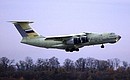 Демонстрационный полёт нового транспортного самолёта «Ил-76МД-90А».