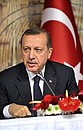 Реджеп Тайип Эрдоган на пресс-конференции по итогам заседания российско-турецкого Совета сотрудничества высшего уровня.