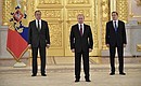 С Министром иностранных дел Сергеем Лавровым и помощником Президента Юрием Ушаковым (справа) на церемонии вручения верительных грамот Президенту России.