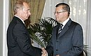 С Председателем Правительства Виктором Зубковым. Перед началом совещания с членами Совета Безопасности.