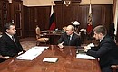 Встреча с Президентом Чеченской Республики Алу Алхановым (слева) и Председателем Правительства Чеченской Республики Рамзаном Кадыровым.