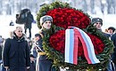 Vladimir Putin laid a wreath at the Motherland monument at Piskaryovskoye Memorial Cemetery on the 75th anniversary of the complete liberation of Leningrad from the Nazi siege. Photo: Mikhail Metzel, TASS