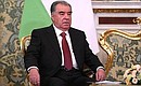 Президент Республики Таджикистан Эмомали Рахмон в ходе переговоров в узком составе.