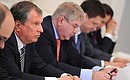 At a meeting on cross-subsidisation in the electric power industry. From left to right: Rosneft CEO Igor Sechin, Deputy Foreign Minister Alexei Meshkov, and Energy Minister Alexander Novak.