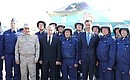 Во время посещения авиабазы Хмеймим в Сирии. С военными лётчиками российских ВКС, принимавшими участие в антитеррористической операции в САР.