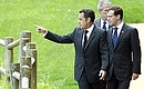 Перед началом рабочего заседания саммита «Группы восьми». С Президентом Франции Николя Саркози и Президентом США Джорджем Бушем.