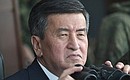 Наблюдение за основным этапом стратегических командно-штабных учений «Центр-2019». Президент Киргизии Сооронбай Жээнбеков.