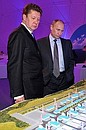 Перед началом торжественной церемонии сварки первого стыка газопровода «Южный поток». С председателем правления компании «Газпром» Алексеем Миллером.