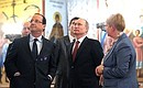 С Президентом Франции Франсуа Олландом во время экскурсии по Московскому Кремлю.