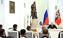 Встреча с военнослужащими Министерства обороны. Фото: Михаил Терещенко, ТАСС