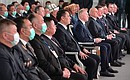 Во время церемонии запуска Таласского золоторудного комбината на месторождении «Джеруй». Фото пресс-службы Президента Киргизии