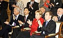 С Федеральным канцлером Германии Ангелой Меркель. На церемонии подписания документов по итогам российско-германских консультаций.