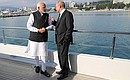 С Премьер-министром Индии Нарендрой Моди во время морской прогулки.