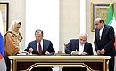 Церемония подписания российско-иранских документов.
