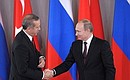 С Премьер-министром Турции Реджепом Тайипом Эрдоганом по окончании пресс-конференции по итогам заседания Совета сотрудничества высшего уровня между Россией и Турцией.