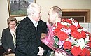 Владимир Путин поздравил первого президента России Бориса Ельцина с 70-летием.