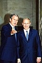 С Президентом США Джорджем Бушем.