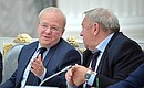Vice Rector of Lomonosov Moscow State University Alexei Khokhlov and Director of the Russian Academy of Sciences United Institute of High Temperatures Vladimir Fortov at a meeting with members of the Russian Academy of Sciences.