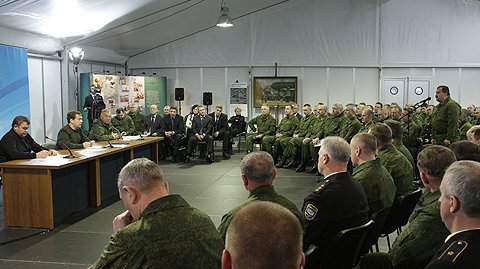 Встреча с участниками сбора командиров соединений Вооружённых Сил