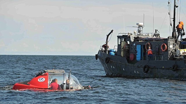 Погружение к месту нахождения парусно-винтового фрегата «Олег» и беседа с журналистами