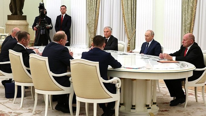 Встреча с руководством политических партий