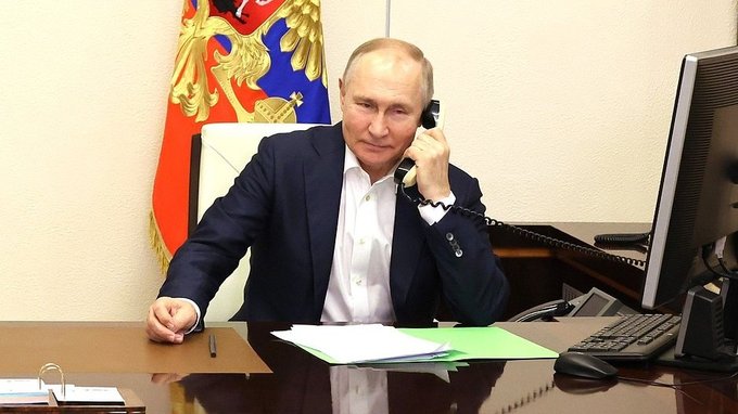 Владимир Путин поговорил по телефону с Агатой Былковой