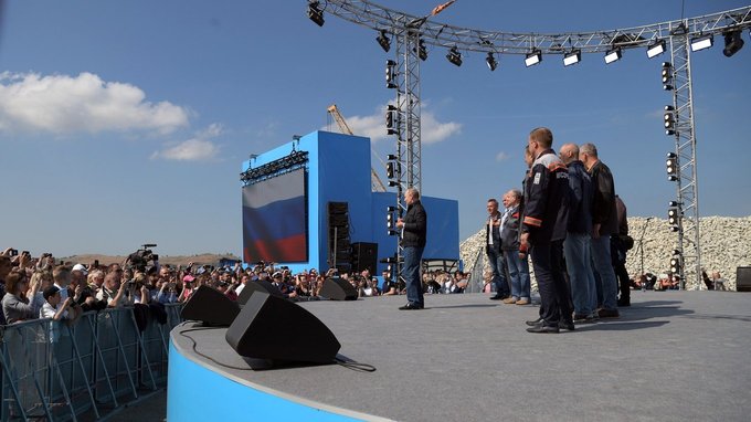 Speech at rally and concert after opening of Crimean Bridge motorway section