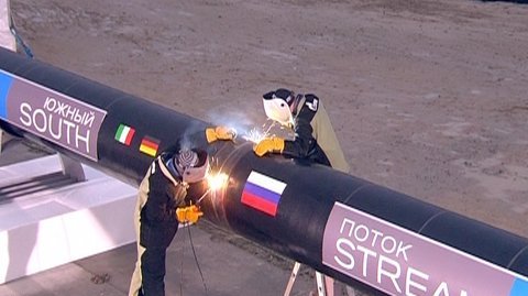 Владимир Путин принял участие в торжественной церемонии сварки первого стыка газопровода «Южный поток»