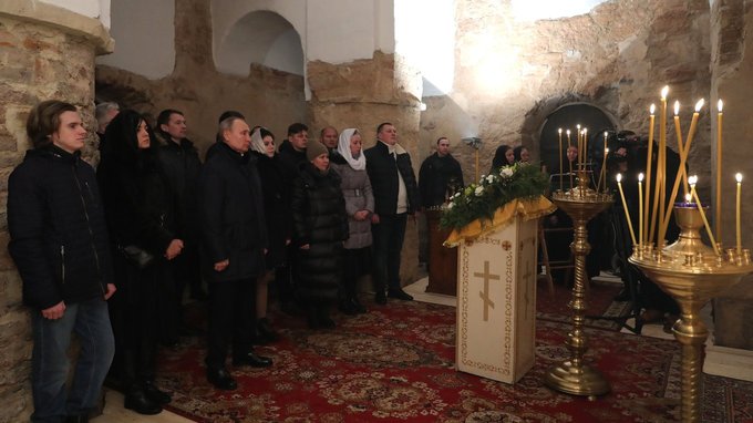 Владимир Путин присутствовал на рождественском богослужении в церкви Николы на Липне
