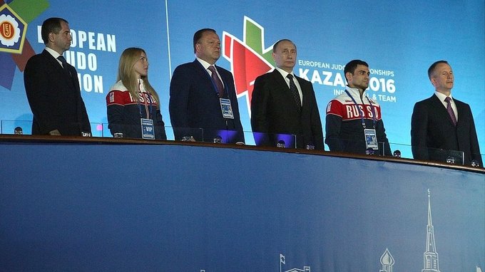 Выступление на церемонии открытия чемпионата Европы по дзюдо 2016 года