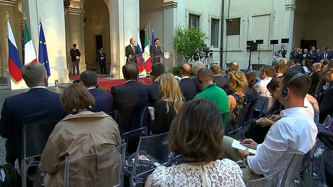 Совместная пресс-конференция с премьер-министром Италии Джузеппе Конте