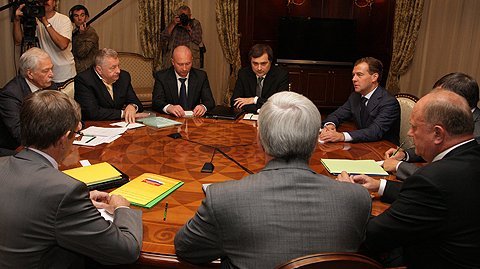 Вступительное слово на встрече с руководством политических партий, представленных в Государственной Думе