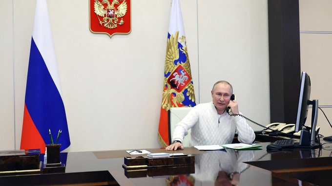 Владимир Путин поговорил по телефону с Давидом Шмелёвым