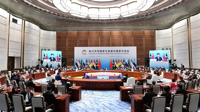 Meeting of BRICS leaders with delegation heads from invited states