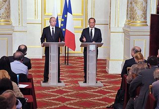 Пресс-конференция по итогам российско-французских переговоров