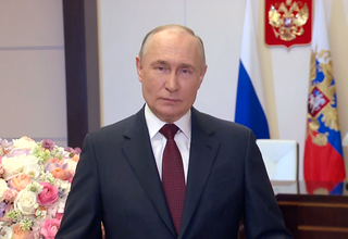 Прикольные поздравления с 8 марта Лидии – от Путина с юмором