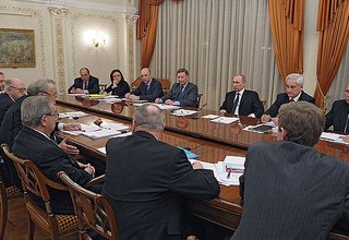 Начало встречи с учёными-экономистами Российской Академии наук