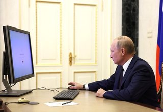 Владимир Путин проголосовал на выборах муниципальных депутатов Москвы