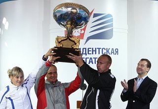 Выступление на церемонии вручения Кубка Президента России по гребным видам спорта