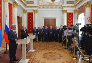 Пресс-конференция по итогам переговоров с Президентом Армении Сержем Саргсяном