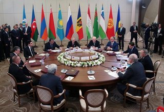 Начало заседания Совета глав государств СНГ в узком составе