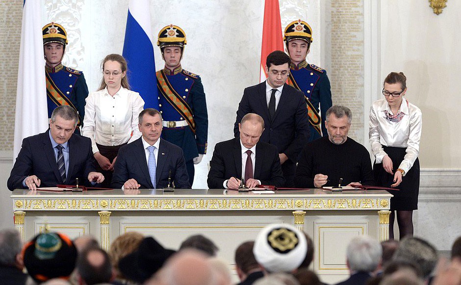 Agreement on the accession of the Republic of Crimea to the Russian Federation signed.